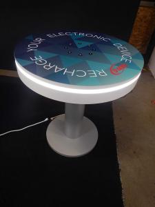 RE-704 Charging Station Table