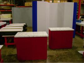 10' x 10' Intro 10-Panel Fabric Panel Display with Counters