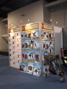 RENTAL Exhibit:  (6) Display Stations with (2) Platforms Plus (2) Storage Rooms with Slatwall -- Image 5